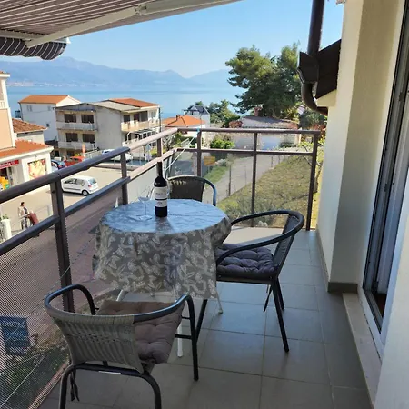 Mara Apartment *