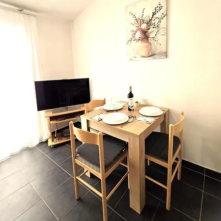 Appartement Mara *