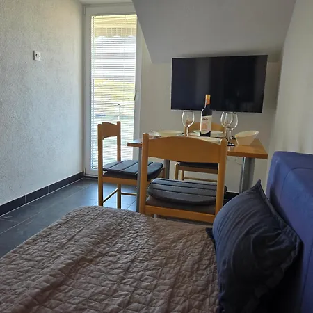 Apartment Mara *